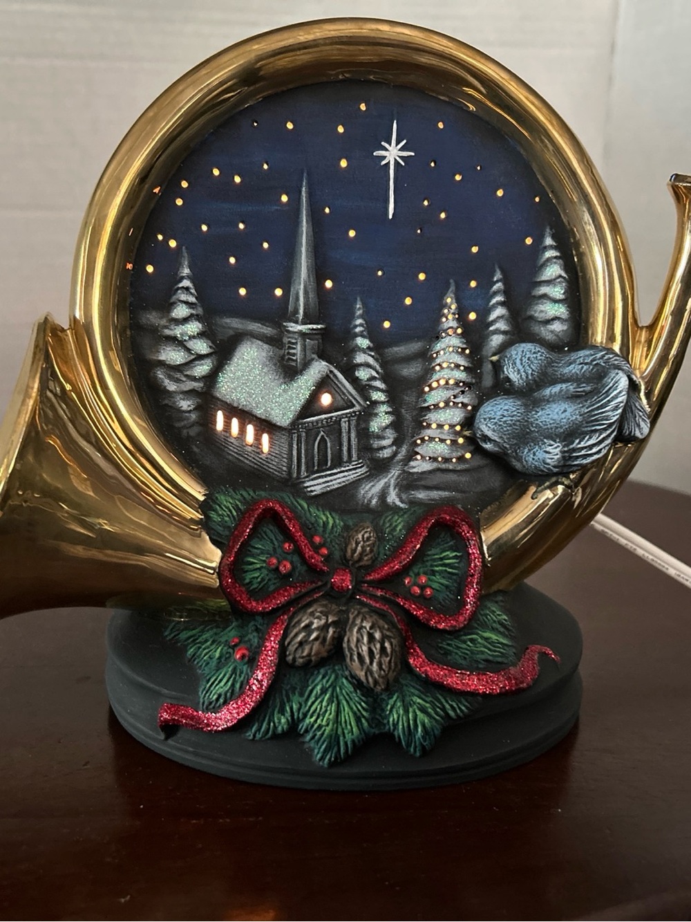 Vtg handcrafted Gold Holiday French Horn Nightlight Blue and Red Bow